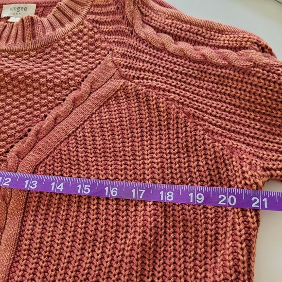 Umgee rustic orange cold shoulder knit sweater - Picture 5 of 10